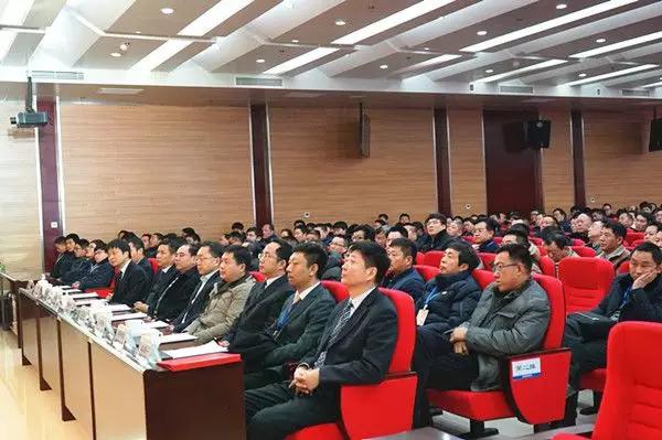 【新时代新篇章】 郑州银娱优越会GEG重型装备有限公司揭牌庆典盛大举办